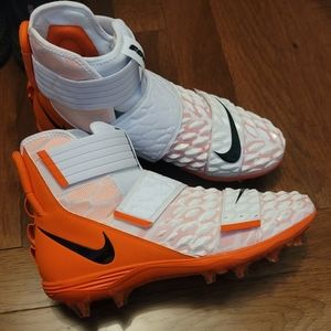 Football cleats